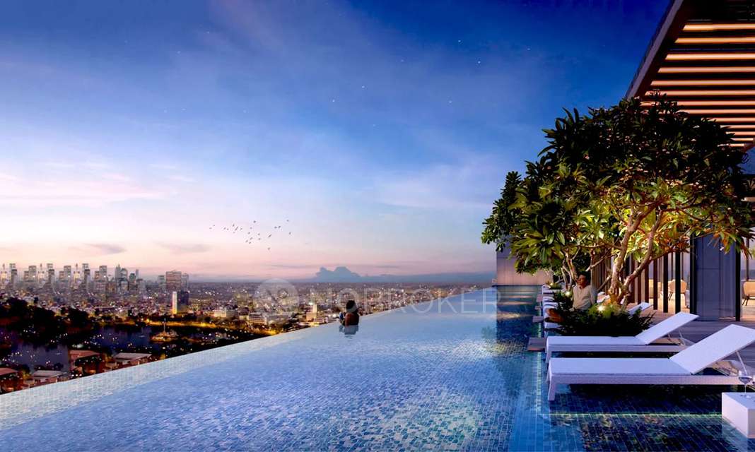 4 BHK Flat In Rustomjee Crescent For Sale  In Bandra West