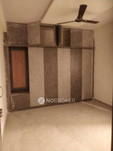 2 BHK Flat In Prathika Mariams Paradise For Sale  In Ayyappa Nagar, K.r Puram