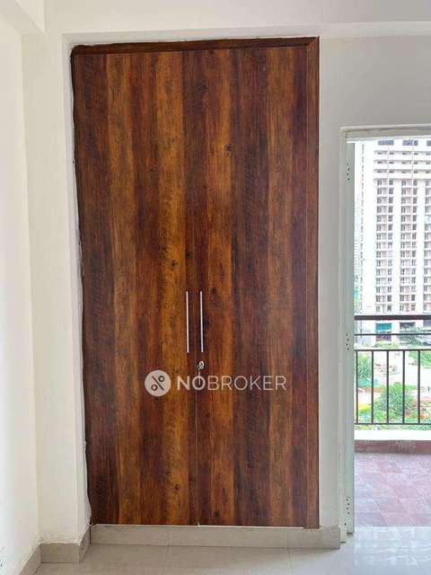 3 BHK Flat In Golf City For Sale  In Sector-75