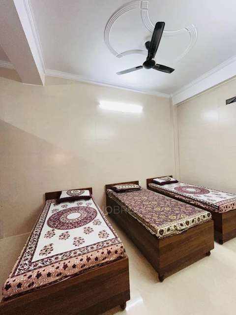 PG for Girls in Badli 