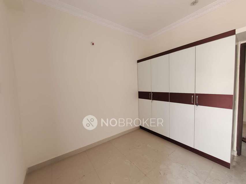 1 BHK Flat In Emerald Heights For Sale  In Gachibowli