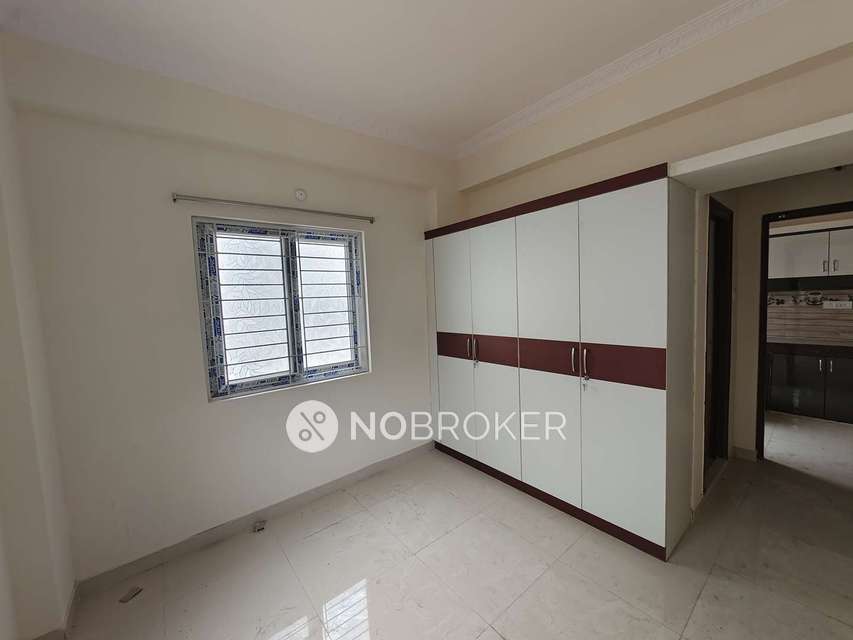 1 BHK Flat In Emerald Heights For Sale  In Gachibowli