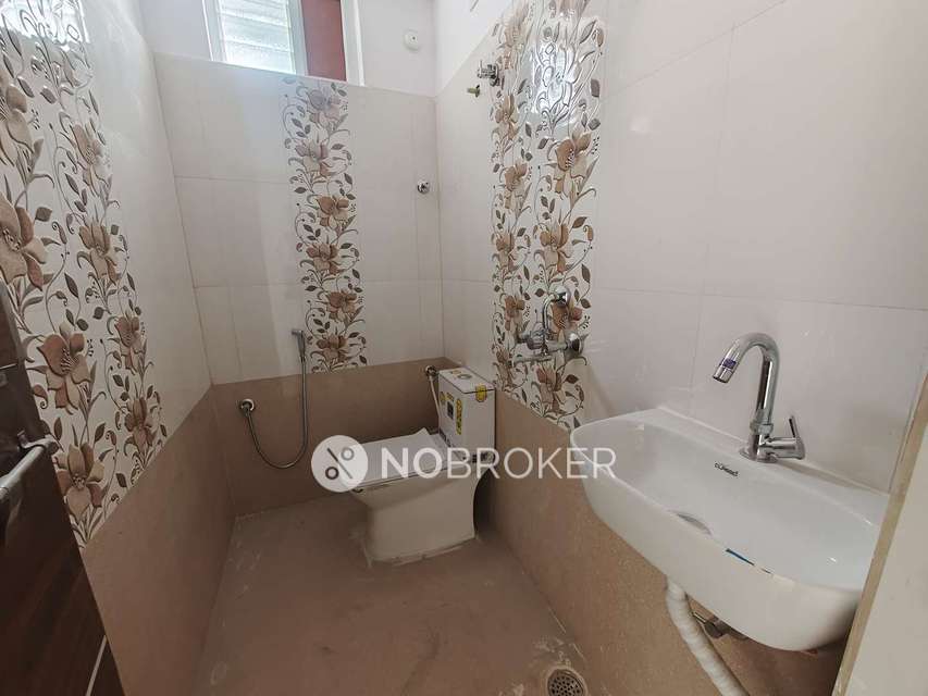 1 BHK Flat In Emerald Heights For Sale  In Gachibowli