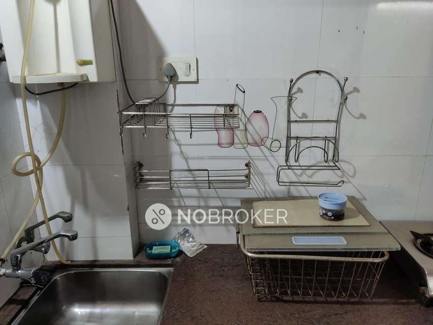 1 BHK Flat In Kingston Classic For Sale  In Malad West