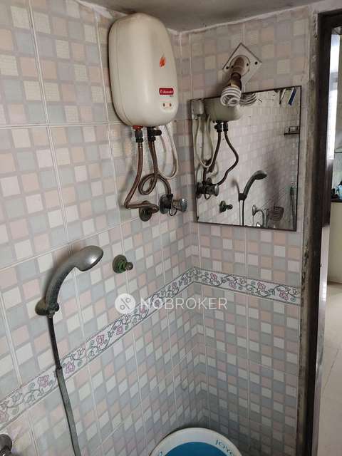 1 BHK Flat In Kingston Classic For Sale  In Malad West