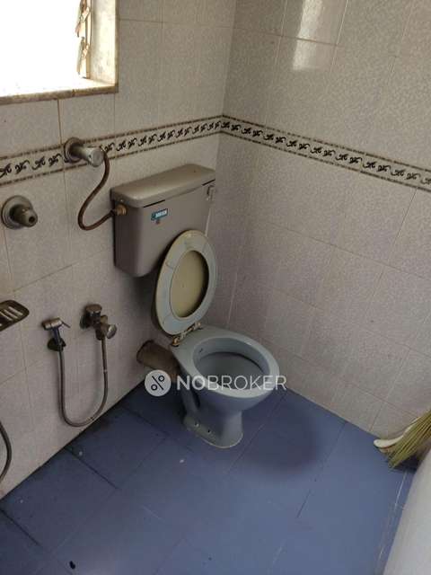 1 BHK Flat In Kingston Classic For Sale  In Malad West