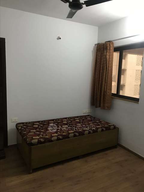 2 BHK Flat In Lodha Palava Uno H To O, Mumbai For Sale  In Lakeshore Greens