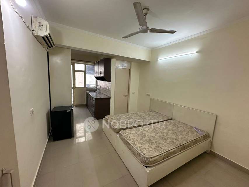 1 RK Flat In Richmond Park, Sector 43 For Sale  In Sector 43
