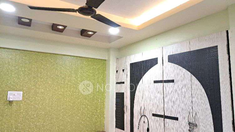 1 BHK Flat In Gumohar Co Operative Housing Society For Sale  In Gulmohar, Shankar Mandir Rd, Patil Wadi, Sawarkar Nagar, Patil Nagar, Thane West, Thane, Maharashtra 400606, India