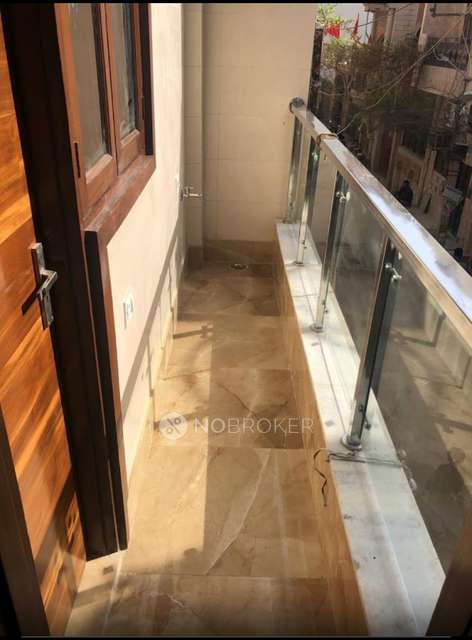 3 BHK Flat In Na For Sale  In Mahavir Enclave