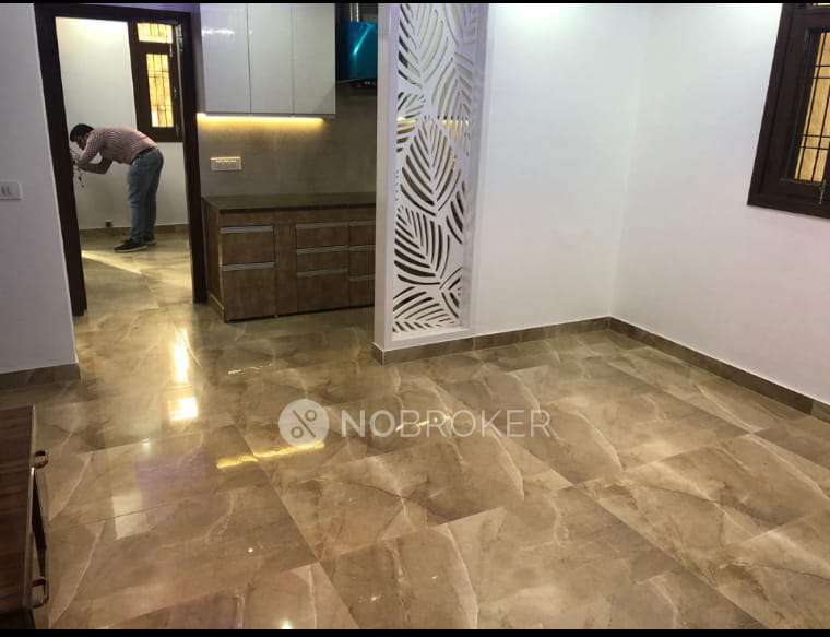 3 BHK Flat In Na For Sale  In Mahavir Enclave