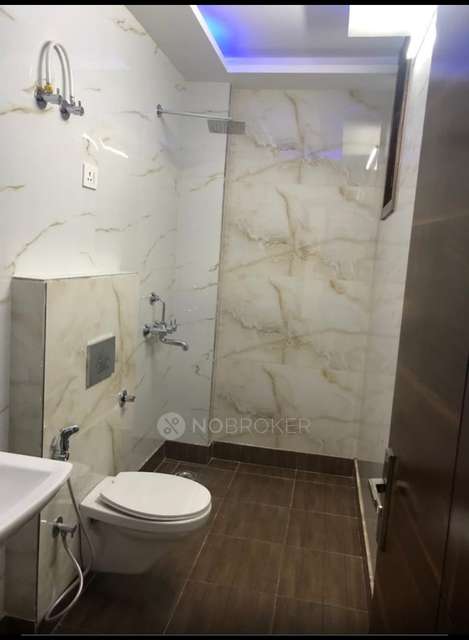 3 BHK Flat In Na For Sale  In Mahavir Enclave