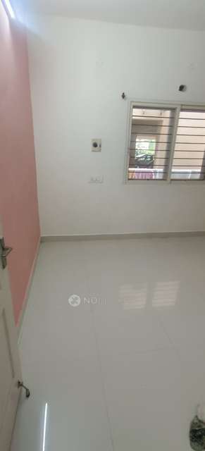 2 BHK Flat In Octagon Flats For Sale  In Chromepet