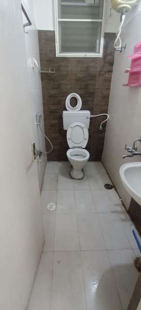 2 BHK Flat In Octagon Flats For Sale  In Chromepet