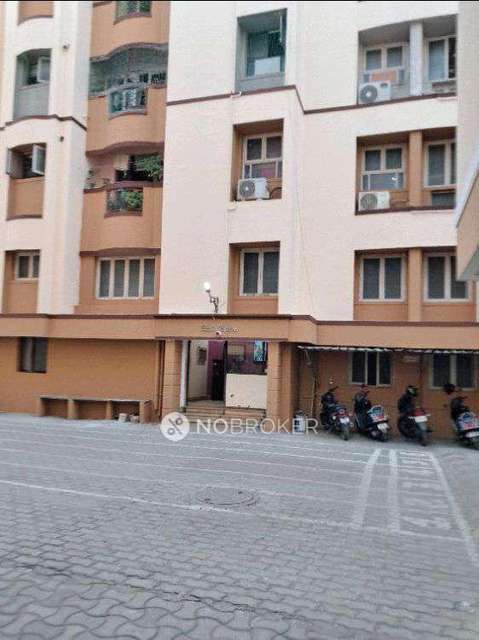 2 BHK Flat In Rc West Minister For Sale  In Kodungaiyur, Chennai