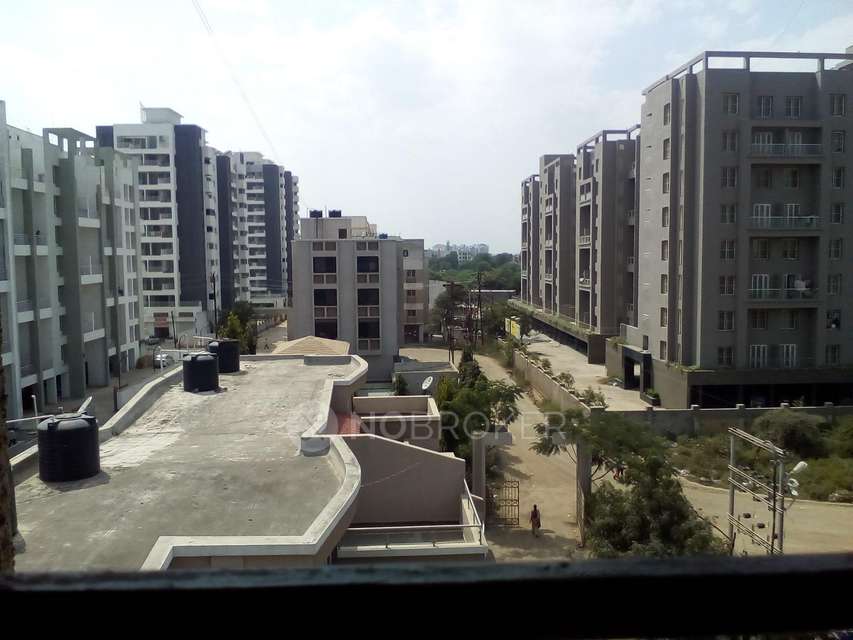 2 BHK Flat In Venus Park For Sale  In Palm Atlantis