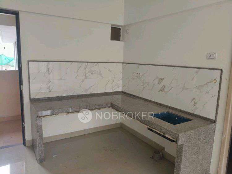 1 BHK Flat In Kumar Parc Residences for Rent  In ********** Opp. Seasons Mall, Magarpatta, Hadapsar, Pune, Maharashtra 411036, India