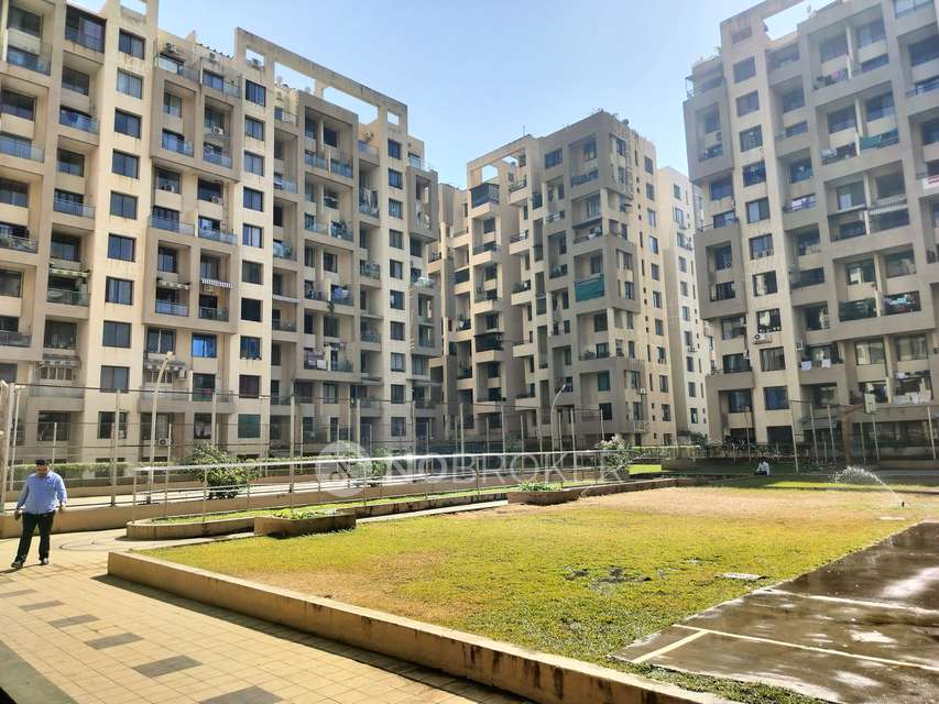 2 BHK Flat In Margosa Heights Apartments For Sale  In Mahadev Wadi