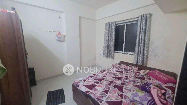 Single Room for Male In 1 BHK  In Ranpise Apartment In Bhoirwadi