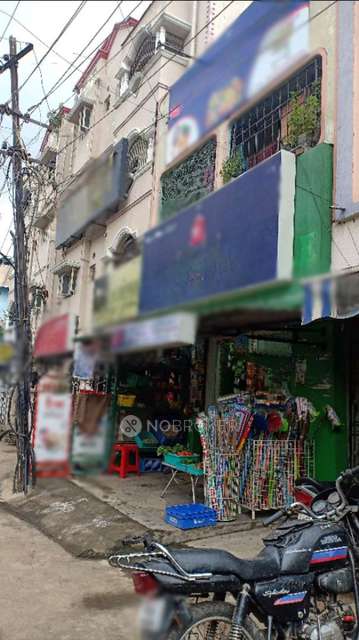 Retail in Vadapalani Bus Depot, Chennai for sale 