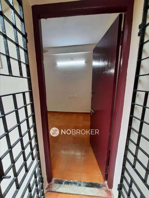 2 BHK Flat In Temple View Apartment For Sale  In Kotturpuram