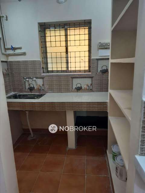 2 BHK Flat In Temple View Apartment For Sale  In Kotturpuram