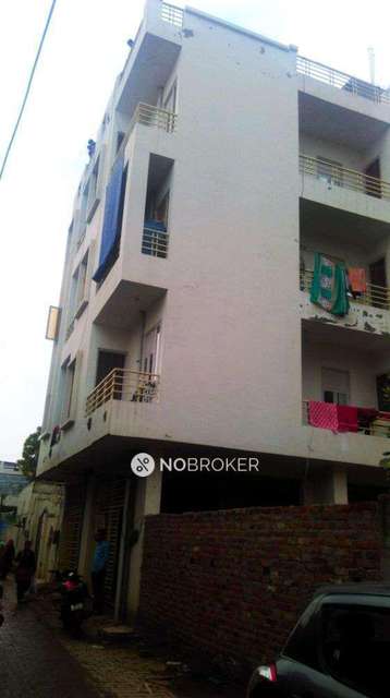 4+ BHK Flat For Sale  In Jawahar Colony