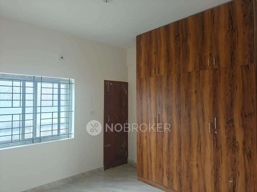 2 BHK Flat In S V Corner View for Rent  In Kannuru
