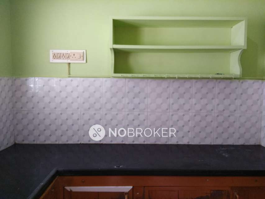 2 BHK Flat In Vignesh Shreyash Apartmenrs, Sembakkam.  For Sale  In Sembakkam, 