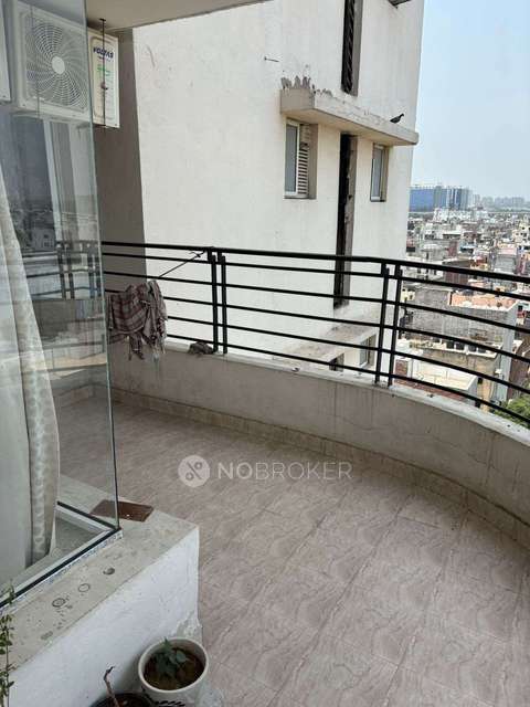 4+ BHK Flat In Espire Towers For Sale  In Sector 37