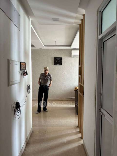 4+ BHK Flat In Espire Towers For Sale  In Sector 37