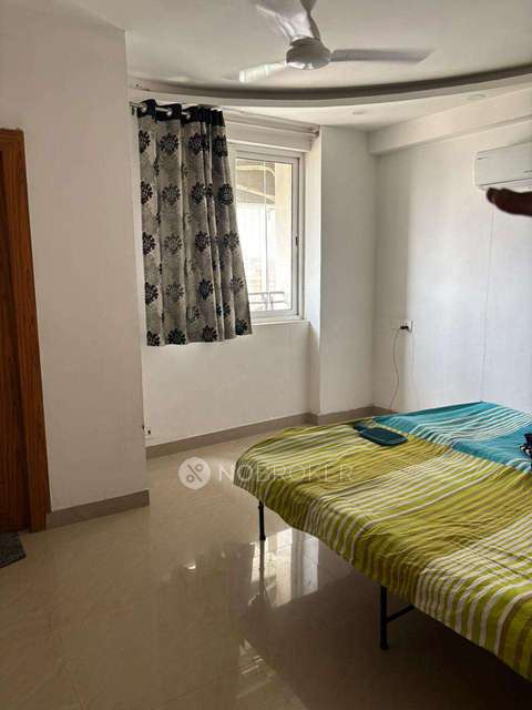 4+ BHK Flat In Espire Towers For Sale  In Sector 37