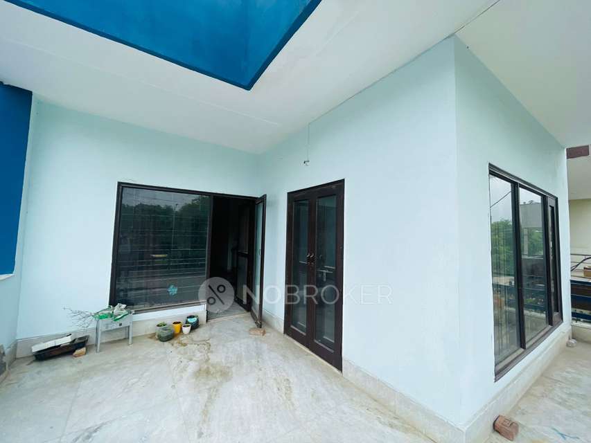 3 BHK Flat for Rent  In Sector 9