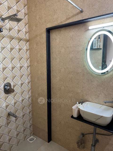 2 BHK Flat In Mantri Park For Sale  In Goregaon