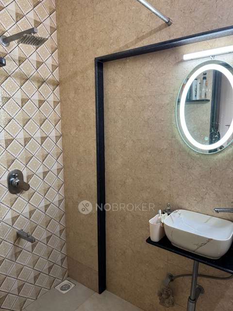 2 BHK Flat In Mantri Park For Sale  In Goregaon