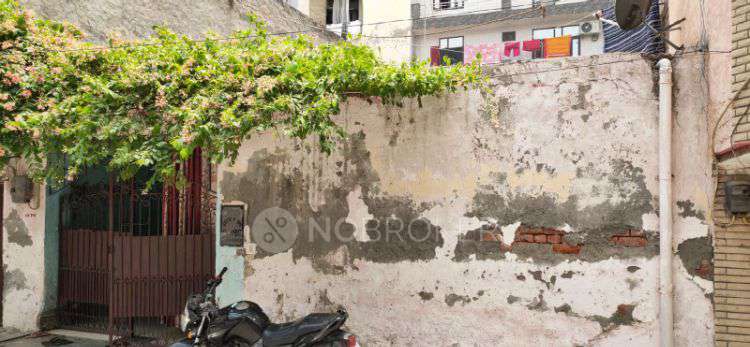Plot For Sale  In  Uttam Nagar