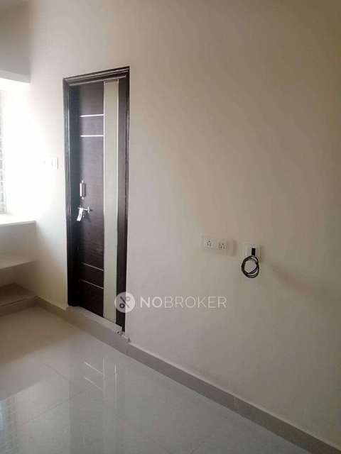 2 BHK Flat In Kaustubha Residency, Badshahpet For Sale  In Badshahpet
