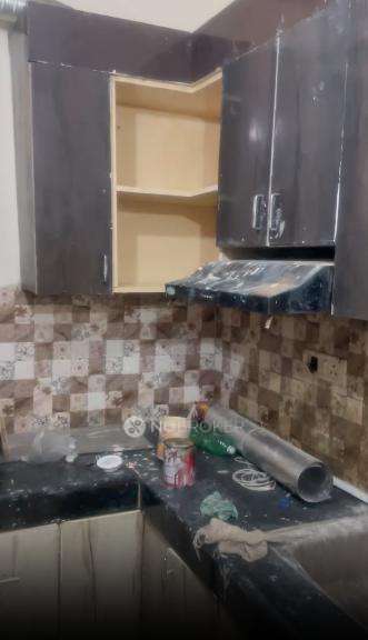 1 BHK Flat In Standalone Building  For Sale  In  Uttam Nagar