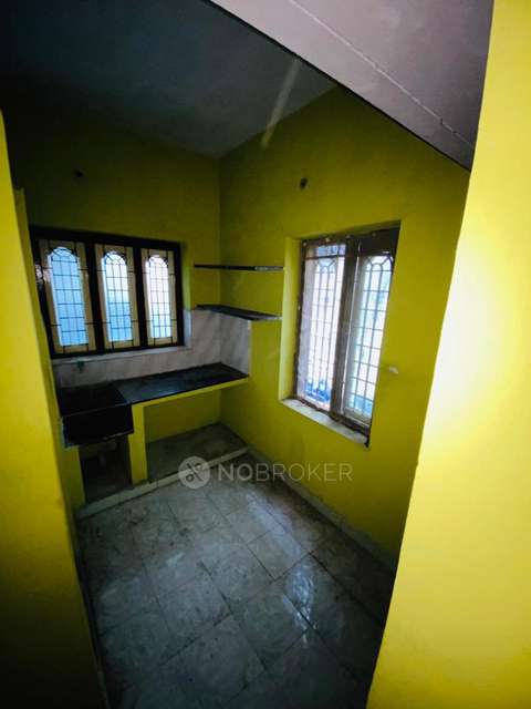 4+ BHK Flat In Standalone Building  For Sale  In  Nombal