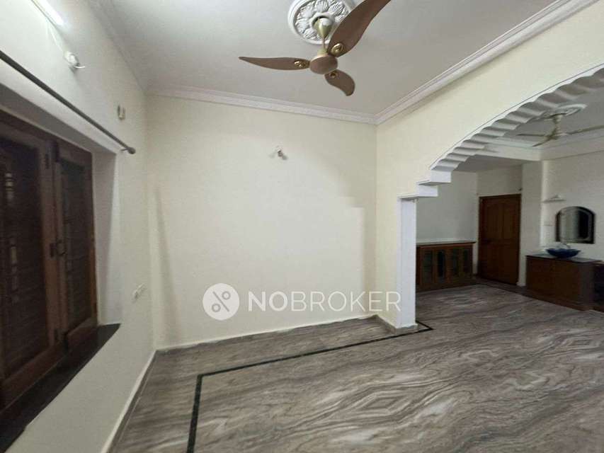 4+ BHK House For Sale  In Kukatpally