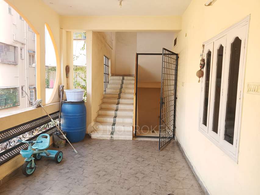 4+ BHK House For Sale  In Kukatpally