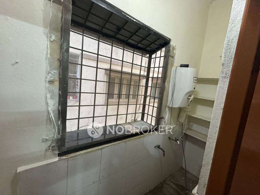 4+ BHK House For Sale  In Kukatpally