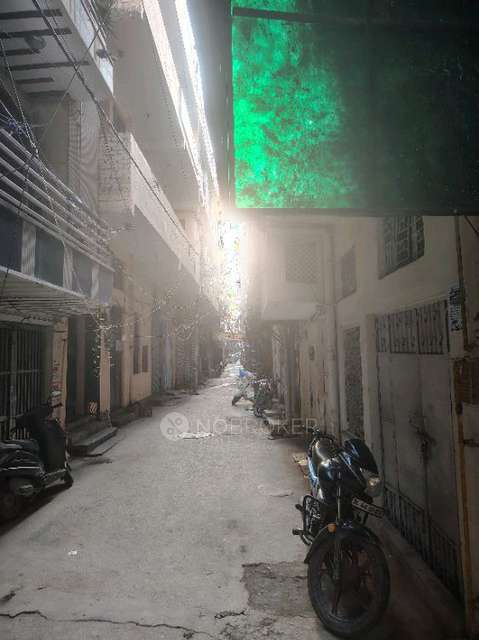 4 BHK Flat In Standalone Building  For Sale  In Rani Bagh