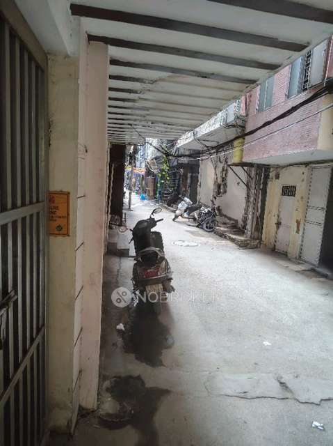 4 BHK Flat In Standalone Building  For Sale  In Rani Bagh