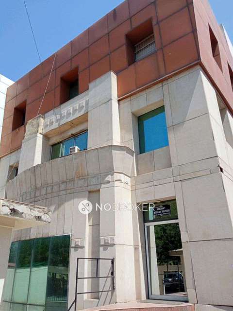 Industrial Building in Sector 65, Noida for sale 