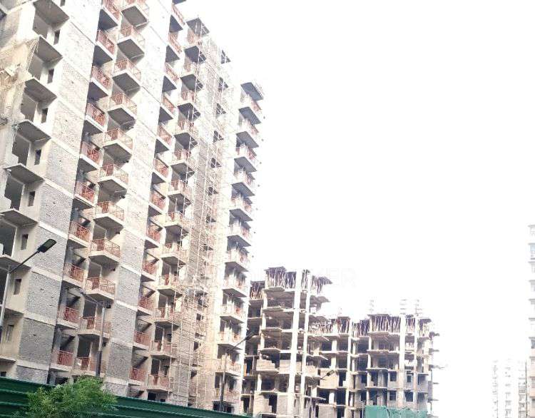 3 BHK Flat In Landcraft Metrohomes Phase-2 For Sale  In Pfwm+8x9, Delhi - Meerut Expy, Basantpur Saitli, Uttar Pradesh 201206, India