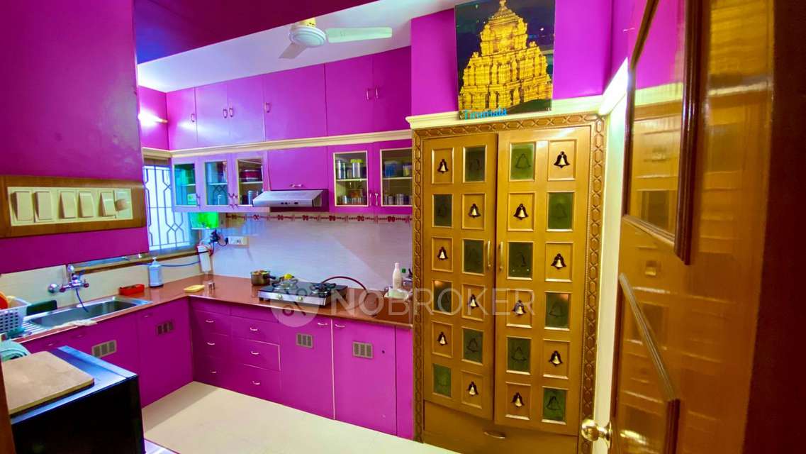2 BHK Flat In Signet Castle for Rent  In Thiruvanmiyur (only Bharmin)