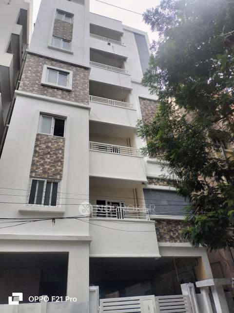 2 BHK Flat In Ruma Manzil for Rent  In Friends Colony