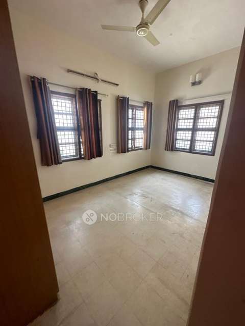 PG for Girls in J. P. Nagar