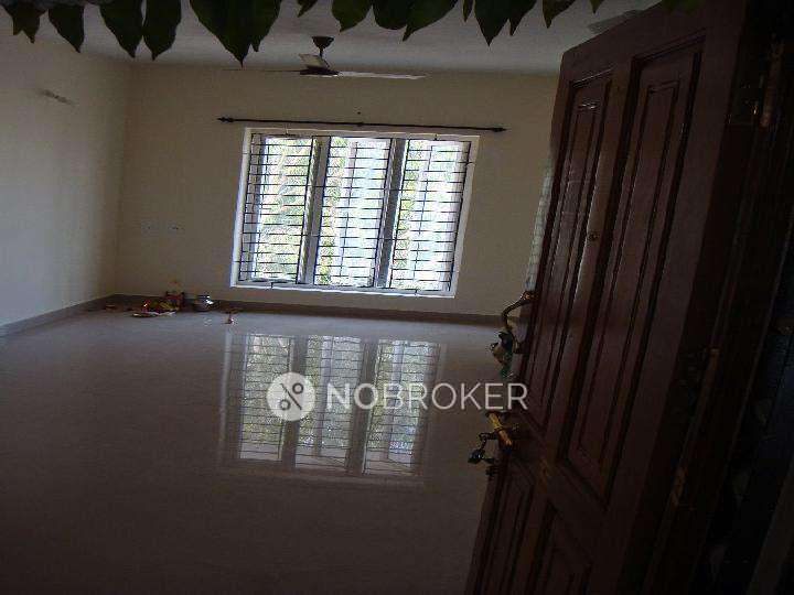 2 BHK Flat In Sree Guru Upaasana,  Vallalar Street Velacherry For Sale  In Gandhi Nagar